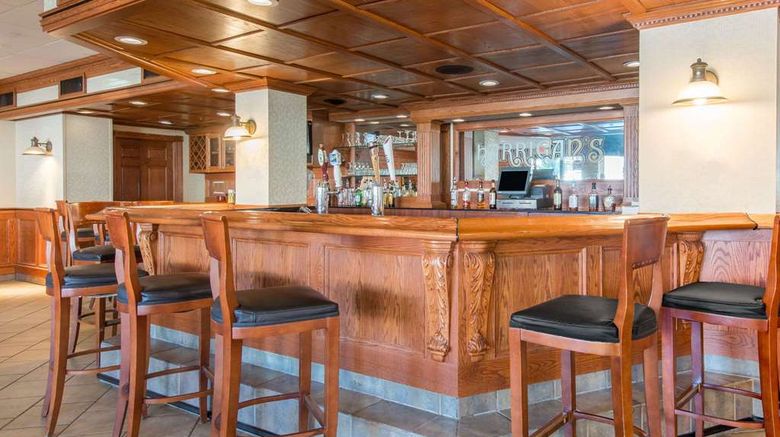 <b>Ramada Cumberland Downtown Restaurant</b>. Images powered by <a href="https://iceportal.shijigroup.com/" title="IcePortal" target="_blank">IcePortal</a>.