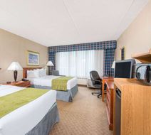 Ramada Cumberland Downtown Room