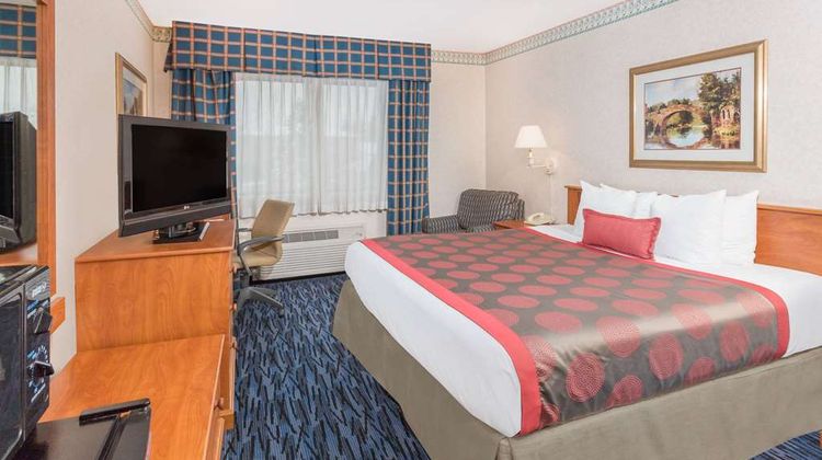 Ramada Kent Seattle Area Room