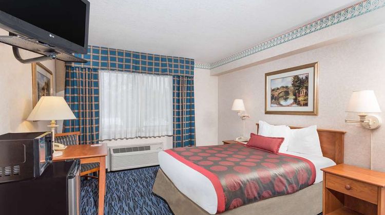 Ramada Kent Seattle Area Room