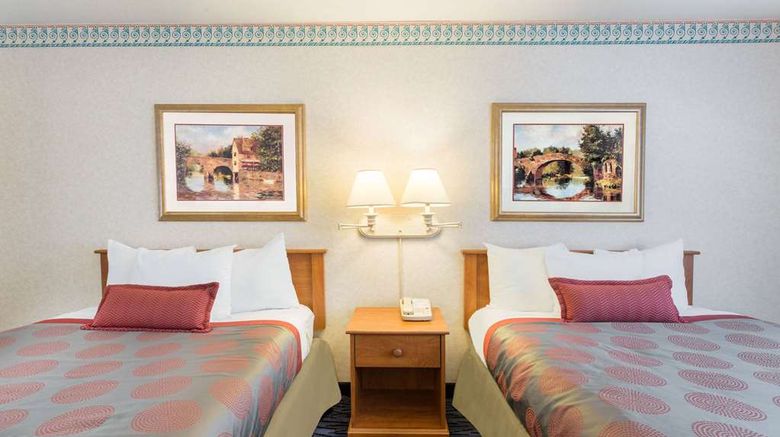 <b>Ramada Kent Seattle Area Room</b>. Images powered by <a href="https://iceportal.shijigroup.com/" title="IcePortal" target="_blank">IcePortal</a>.