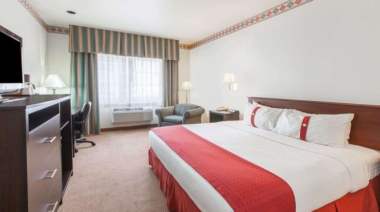 <b>Ramada Williams/Grand Canyon Area Room</b>. Images powered by <a href="https://iceportal.shijigroup.com/" title="IcePortal" target="_blank">IcePortal</a>.