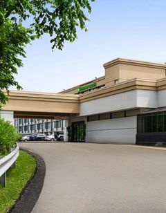 Wyndham Garden Pittsburgh Airport