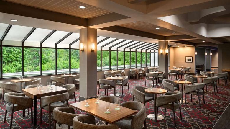 <b>Wyndham Garden Pittsburgh Airport Restaurant</b>. Images powered by <a href="https://iceportal.shijigroup.com/" title="IcePortal" target="_blank">IcePortal</a>.
