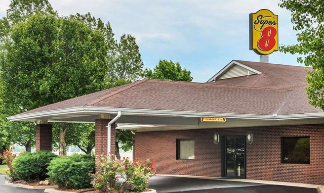 Super 8 O'Fallon Exterior