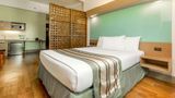 Microtel by Wyndham South Forbes Room