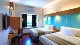 Microtel by Wyndham South Forbes Room