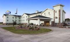 Days Inn & Suites Columbus East