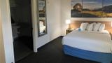 <b>Days Inn & Suites Columbus East Room</b>. Images powered by <a href="https://iceportal.shijigroup.com/" title="IcePortal" target="_blank">IcePortal</a>.