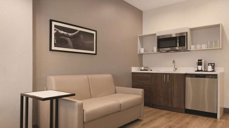 <b>Baymont by Wyndham Beaumont Suite</b>. Images powered by <a href="https://iceportal.shijigroup.com/" title="IcePortal" target="_blank">IcePortal</a>.