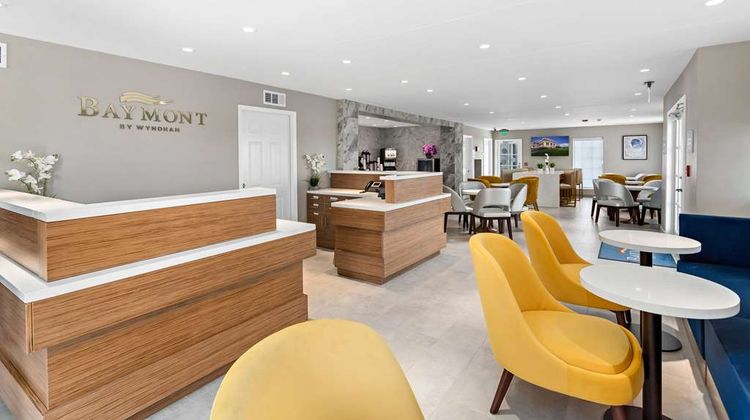 Baymont by Wyndham Beaumont Lobby