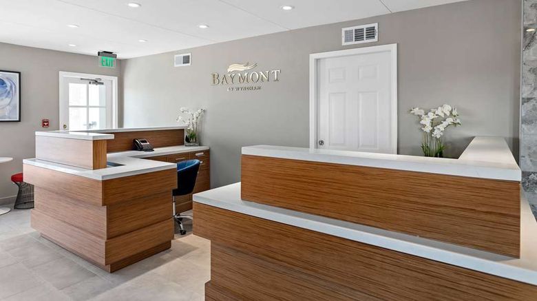 <b>Baymont by Wyndham Beaumont Lobby</b>. Images powered by <a href="https://iceportal.shijigroup.com/" title="IcePortal" target="_blank">IcePortal</a>.