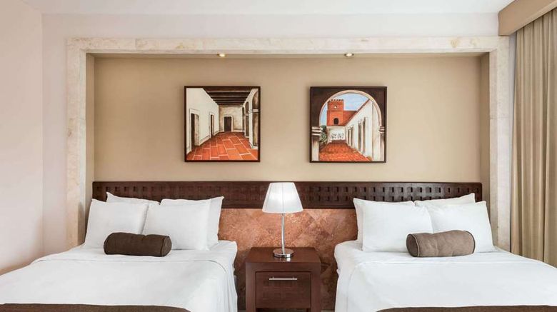 <b>Wyndham Merida Room</b>. Images powered by <a href="https://iceportal.shijigroup.com/" title="IcePortal" target="_blank">IcePortal</a>.