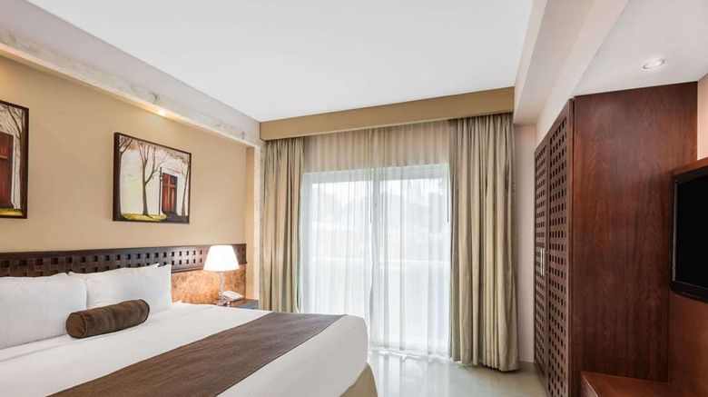 <b>Wyndham Merida Suite</b>. Images powered by <a href="https://iceportal.shijigroup.com/" title="IcePortal" target="_blank">IcePortal</a>.
