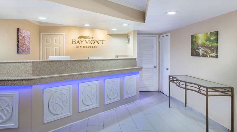 <b>Baymont Inn & Suites Lake City Lobby</b>. Images powered by <a href="https://iceportal.shijigroup.com/" title="IcePortal" target="_blank">IcePortal</a>.