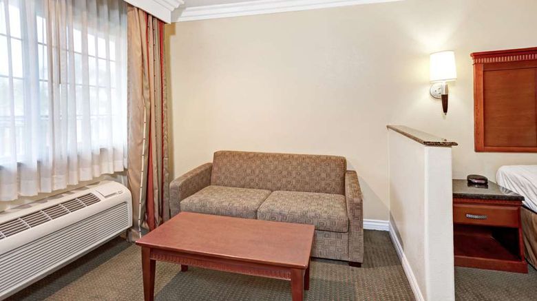 <b>Super 8 Cypress Buena Vista Area Room</b>. Images powered by <a href="https://iceportal.shijigroup.com/" title="IcePortal" target="_blank">IcePortal</a>.