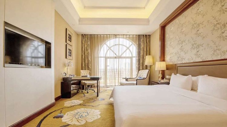 Days Hotel Logan City Huizhou Room