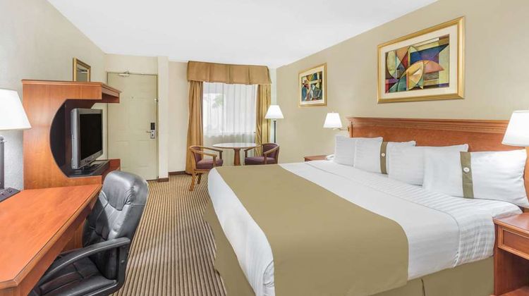 Wyndham Garden Ciudad Obregon Room