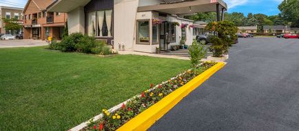 Knights Inn Burlington Exterior