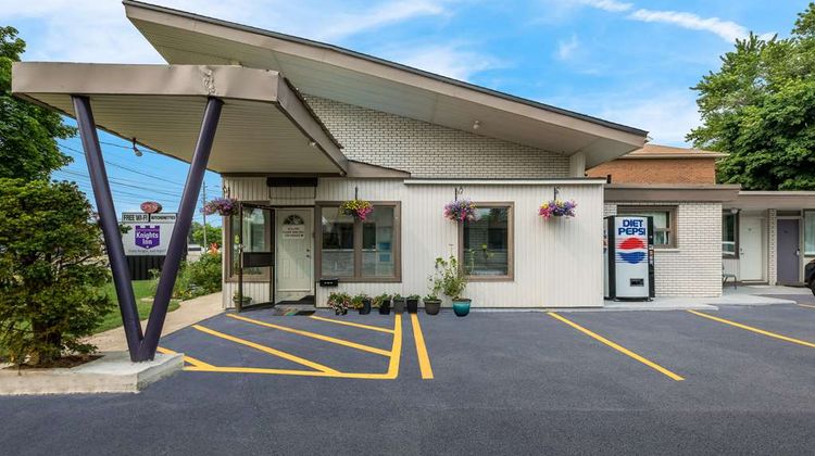Knights Inn Burlington Exterior