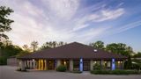 Baymont Inn & Suites Logan Exterior