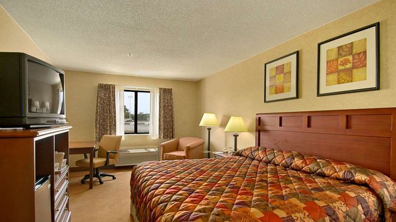 <b>Baymont Inn & Suites Tuscola Room</b>. Images powered by <a href="https://iceportal.shijigroup.com/" title="IcePortal" target="_blank">IcePortal</a>.