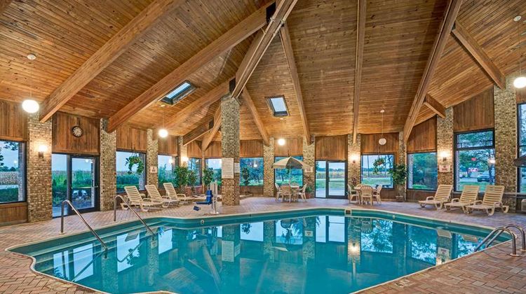 Baymont Inn/Stes Washington Court House Pool