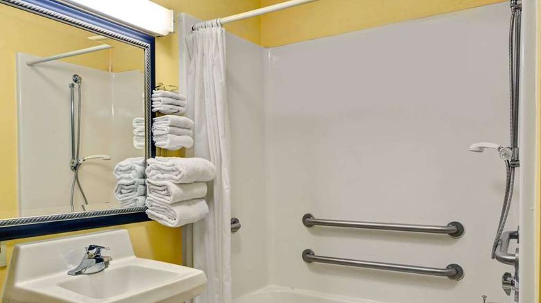 <b>Baymont Inn/Stes Washington Court House Room</b>. Images powered by <a href="https://iceportal.shijigroup.com/" title="IcePortal" target="_blank">IcePortal</a>.