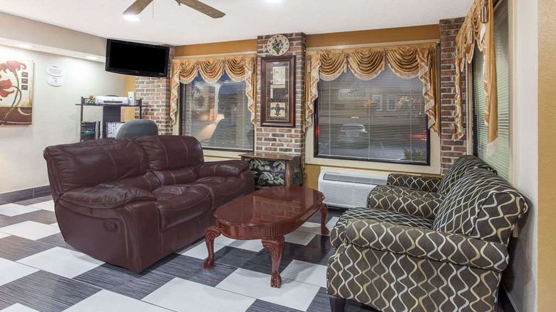 <b>Baymont Inn & Suites Smyrna Lobby</b>. Images powered by <a href="https://iceportal.shijigroup.com/" title="IcePortal" target="_blank">IcePortal</a>.