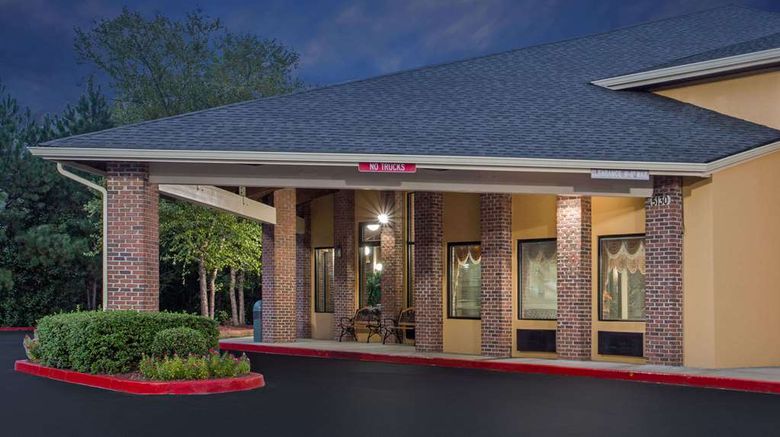 <b>Baymont Inn & Suites Smyrna Exterior</b>. Images powered by <a href="https://iceportal.shijigroup.com/" title="IcePortal" target="_blank">IcePortal</a>.