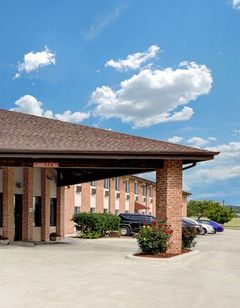 Baymont Inn & Suites San Marcos