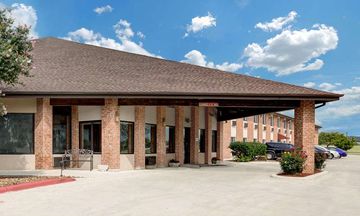 Baymont Inn & Suites San Marcos