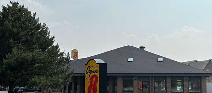 Super 8 Green Bay I-43 Business Park Exterior