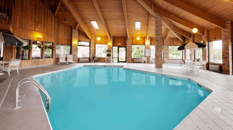 <b>Baymont Inn & Suites Battle Creek Dtwn Pool</b>. Images powered by <a href="https://iceportal.shijigroup.com/" title="IcePortal" target="_blank">IcePortal</a>.