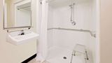 Baymont Inn & Suites Battle Creek Dtwn Room