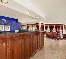 Baymont Inn & Suites Anderson Lobby