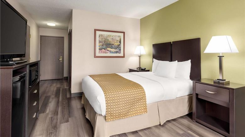 <b>Baymont Inn & Suites Monroe Room</b>. Images powered by <a href="https://iceportal.shijigroup.com/" title="IcePortal" target="_blank">IcePortal</a>.
