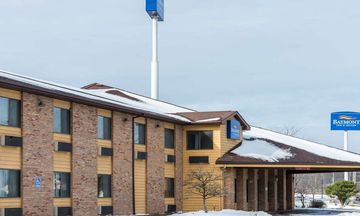 Baymont Inn & Suites Cambridge