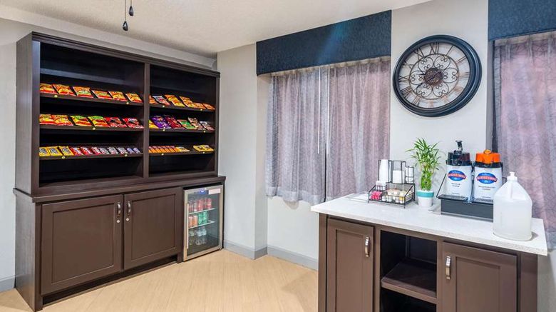<b>Baymont Inn & Suites Tupelo Other</b>. Images powered by <a href="https://iceportal.shijigroup.com/" title="IcePortal" target="_blank">IcePortal</a>.