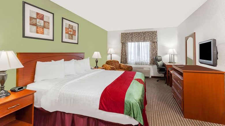 <b>Baymont Inn & Suites Jackson Room</b>. Images powered by <a href="https://iceportal.shijigroup.com/" title="IcePortal" target="_blank">IcePortal</a>.