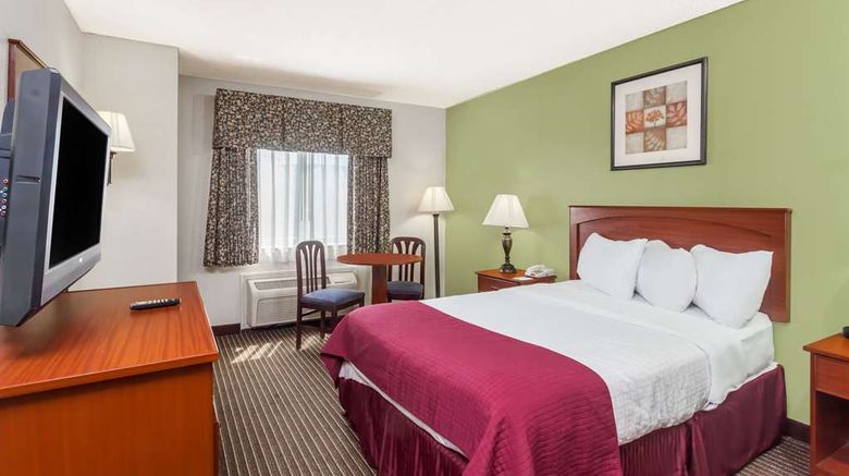 <b>Baymont Inn & Suites Jackson Room</b>. Images powered by <a href="https://iceportal.shijigroup.com/" title="IcePortal" target="_blank">IcePortal</a>.