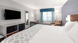 Baymont Inn & Suites Warrenton Room