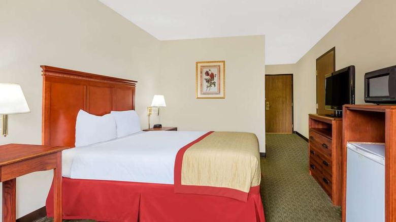 <b>Baymont Inn & Suites Enid Room</b>. Images powered by <a href="https://iceportal.shijigroup.com/" title="IcePortal" target="_blank">IcePortal</a>.