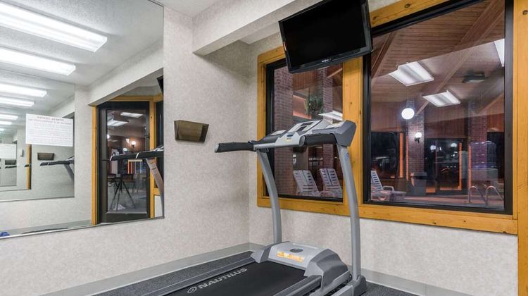 Baymont Inn & Suites Marshfield Health