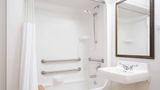 Baymont Inn & Suites Marshfield Room