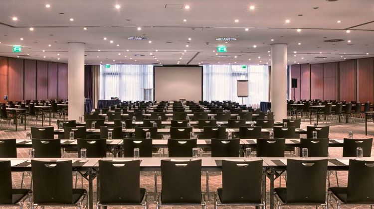 Ramada by Wyndham Dresden Meeting