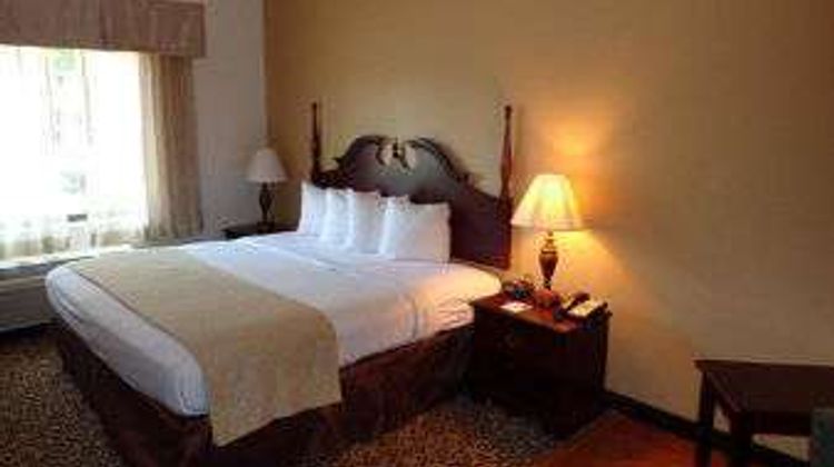 Baymont Inn/Suites Columbia/Ft Jackson Room