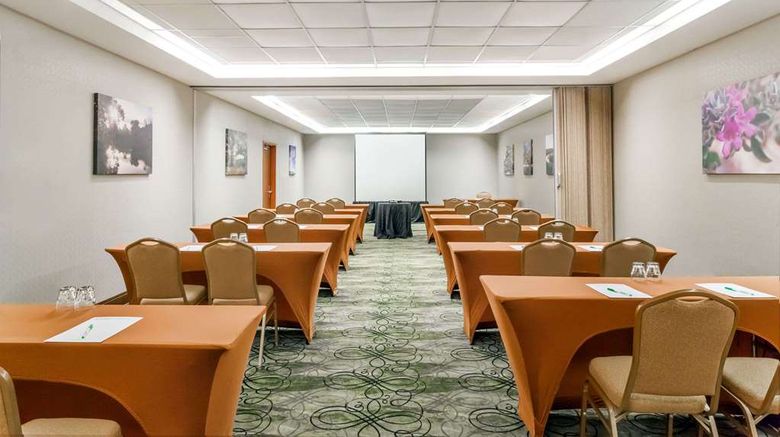 <b>Wyndham Garden Austin Meeting</b>. Images powered by <a href="https://iceportal.shijigroup.com/" title="IcePortal" target="_blank">IcePortal</a>.