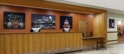 Wyndham Garden Austin Lobby