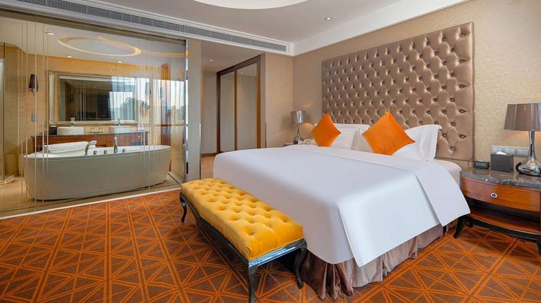 <b>Wyndham Grand Plaza Royale Furongguo Room</b>. Images powered by <a href="https://iceportal.shijigroup.com/" title="IcePortal" target="_blank">IcePortal</a>.